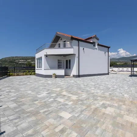 Villa Ana *