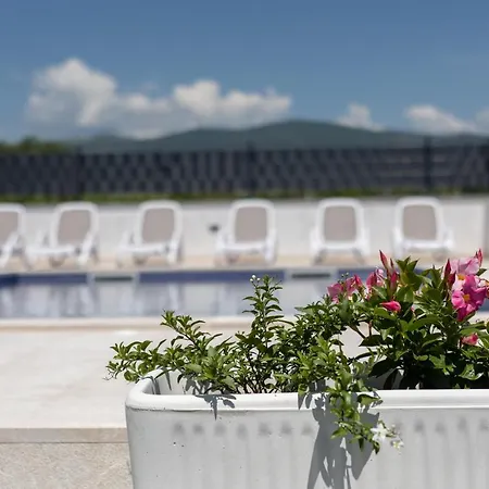 Ana Vila Trogir